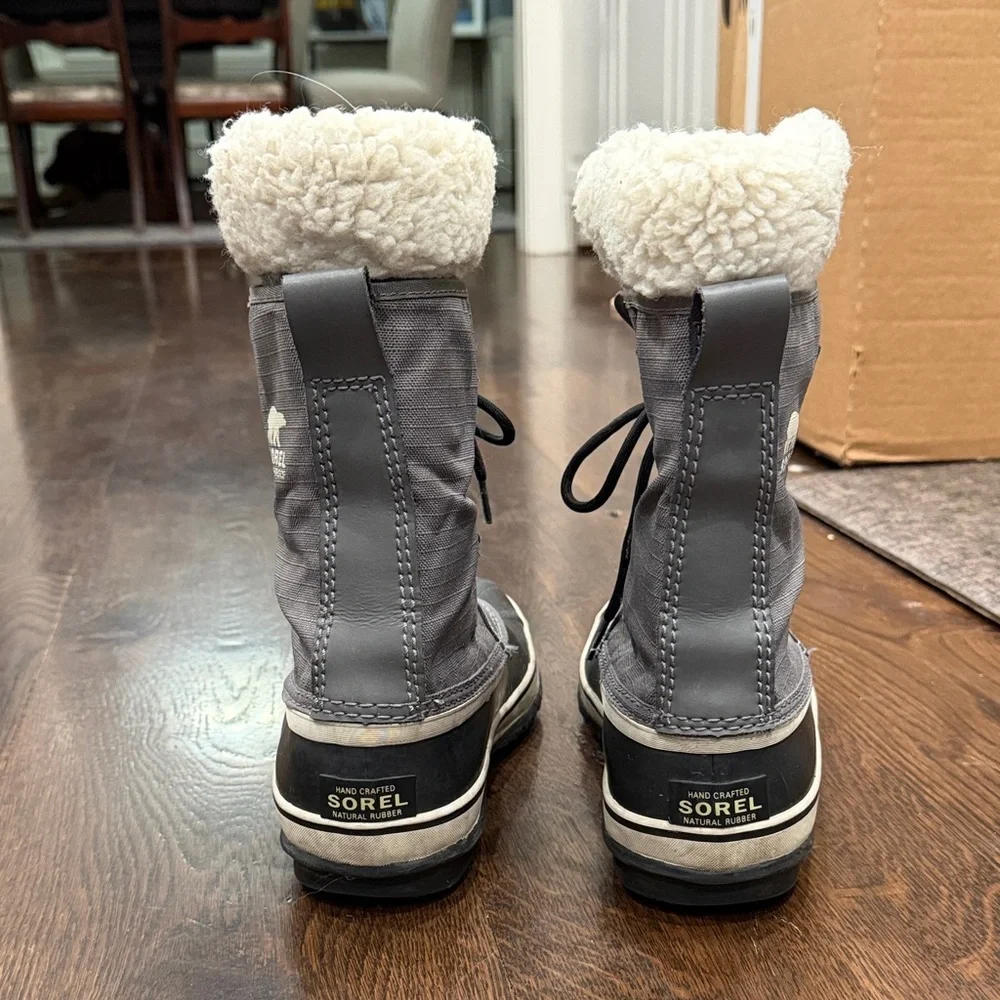 Sorel Winter Carnival Women’s Waterproof Boots